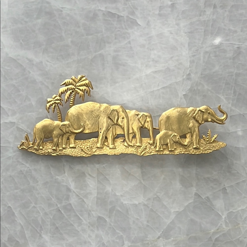 Vintage JJ Jonette Pin Elephant Family Herd Safari Art Deco style Jewelry Brooch